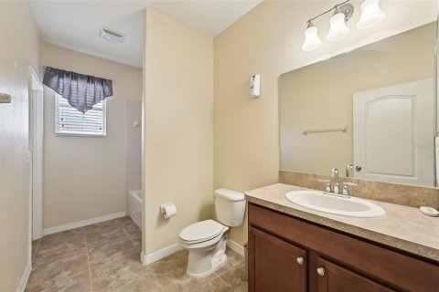 House in Ruskin, Florida 4 bedrooms, 238.11 sq.m. № 1609123 - photo 16