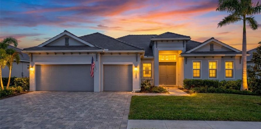 House in WELLEN PARK in Venice, Florida 3 bedrooms, 246.28 sq.m. № 2152191