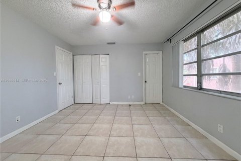 Condominio en alquiler en Davie, Florida, 2 dormitorios, 88.26 m2 № 2357211 - foto 12