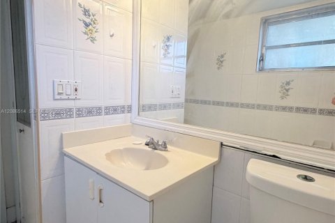 Condominio en alquiler en Davie, Florida, 2 dormitorios, 88.26 m2 № 2357211 - foto 16
