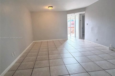 Condominio en alquiler en Davie, Florida, 2 dormitorios, 88.26 m2 № 2357211 - foto 5