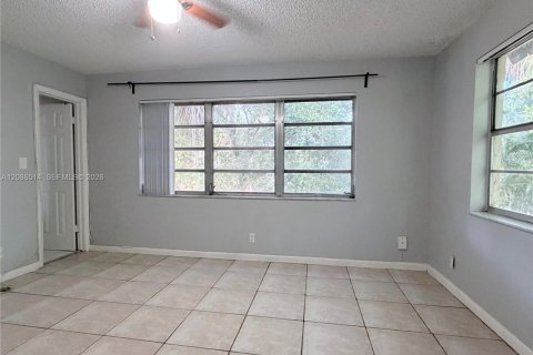 Condominio en alquiler en Davie, Florida, 2 dormitorios, 88.26 m2 № 2357211 - foto 14