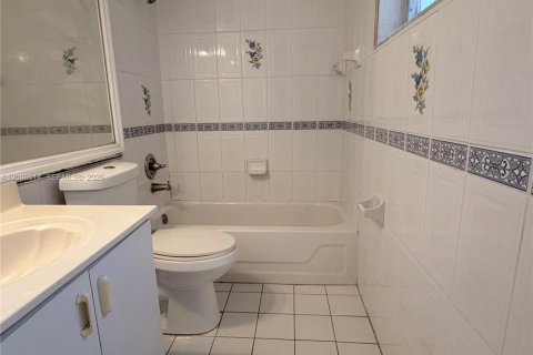 Condominio en alquiler en Davie, Florida, 2 dormitorios, 88.26 m2 № 2357211 - foto 15