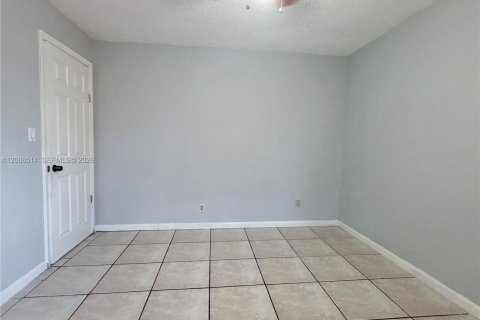 Condominio en alquiler en Davie, Florida, 2 dormitorios, 88.26 m2 № 2357211 - foto 10