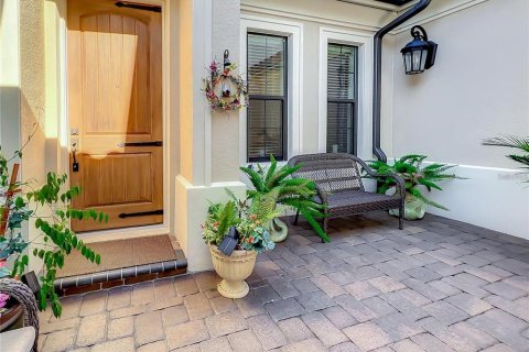 House in Lutz, Florida 4 bedrooms, 390.75 sq.m. № 1636967 - photo 3