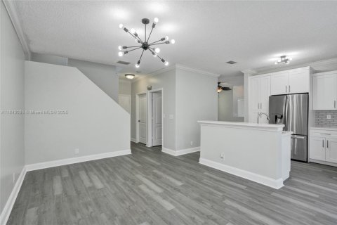 Casa en venta en Coral Springs, Florida, 3 dormitorios, 186.45 m2 № 1856943 - foto 26