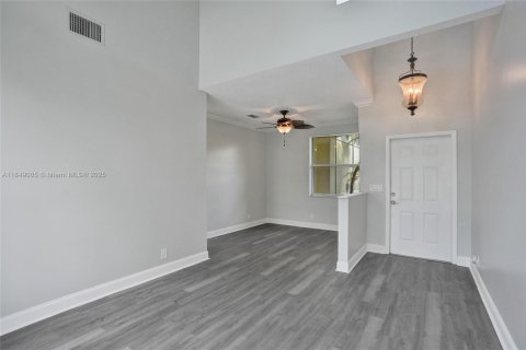 Casa en venta en Coral Springs, Florida, 3 dormitorios, 186.45 m2 № 1856943 - foto 12