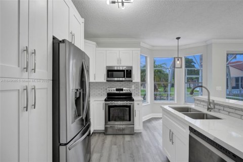 Casa en venta en Coral Springs, Florida, 3 dormitorios, 186.45 m2 № 1856943 - foto 16