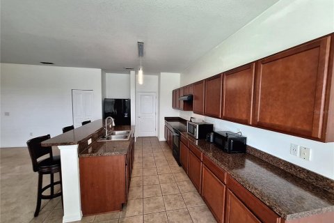 Villa ou maison à louer à Punta Gorda, Floride: 3 chambres, 218.23 m2 № 2414959 - photo 7