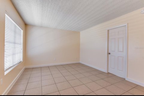 Appartement à louer à Tampa, Floride: 1 chambre, 51.1 m2 № 2214807 - photo 2
