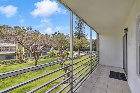 Copropriété à vendre à Boca Raton, Floride: 2 chambres, 78.04 m2 № 2027257 - photo 23