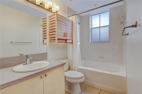 Studio in the Condo in Naples, Florida  № 2213393 - photo 19