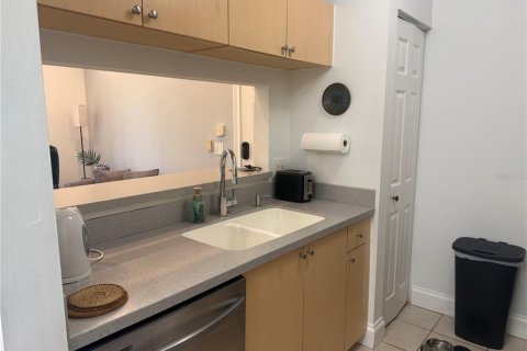 Studio in the Condo in Naples, Florida  № 2213393 - photo 6