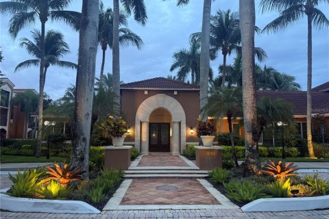 Studio à Condo à Naples, Floride  № 2213393