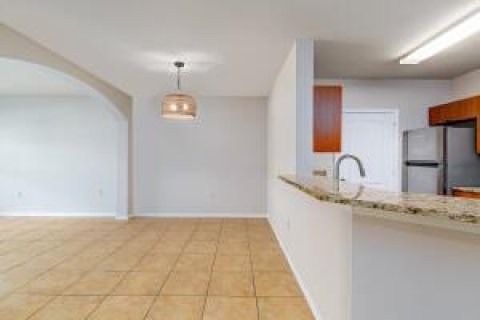 Condo in Port St. Lucie, Florida, 2 bedrooms  № 2263113 - photo 7
