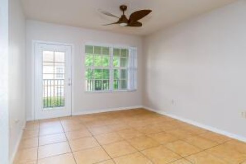 Condo in Port St. Lucie, Florida, 2 bedrooms  № 2263113 - photo 6
