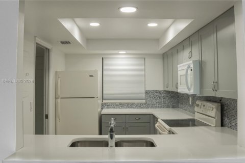 Condominio en alquiler en Davie, Florida, 2 dormitorios, 72 m2 № 2057483 - foto 5