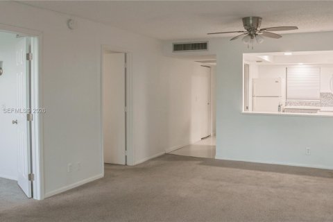 Condominio en alquiler en Davie, Florida, 2 dormitorios, 72 m2 № 2057483 - foto 7