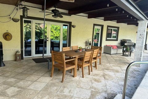 Купить виллу или дом в Майами, Флорида 5 спален, 295.43м2, № 1839661 - фото 6
