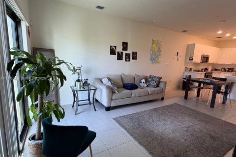 Condo à Doral, Floride, 1 chambre  № 2182010