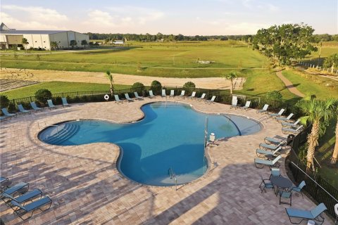 Touwnhouse à vendre à Haines City, Floride: 4 chambres, 173.36 m2 № 2356138 - photo 23