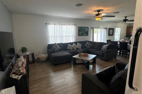 Villa ou maison à vendre à Winter Haven, Floride: 4 chambres, 234.67 m2 № 2216198 - photo 5