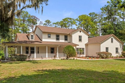 House in Tavares, Florida 4 bedrooms, 367.89 sq.m. № 1905833 - photo 2