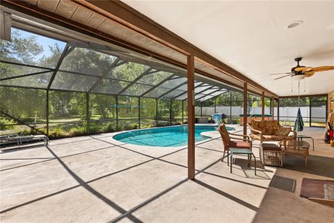 Casa en venta en Deltona, Florida, 4 dormitorios, 200.2 m2 № 1876111 - foto 4