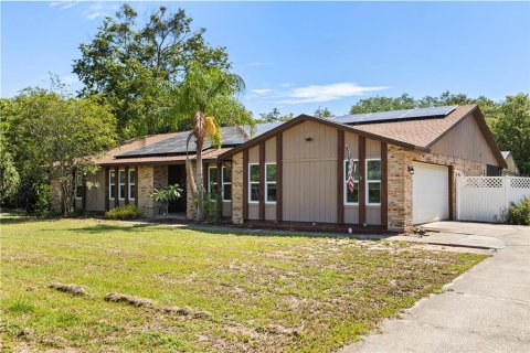 Casa en venta en Deltona, Florida, 4 dormitorios, 200.2 m2 № 1876111 - foto 3