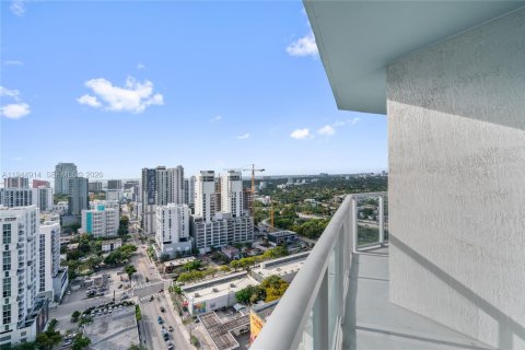 Condo in Miami, Florida, 2 bedrooms № 2052796 - photo 25