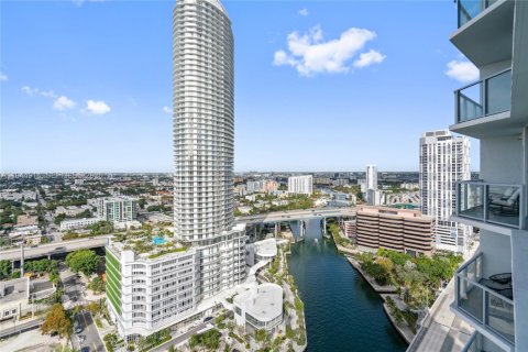 Condo in Miami, Florida, 2 bedrooms № 2052796 - photo 26