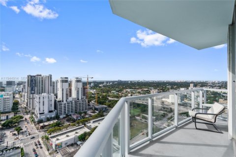 Condo in Miami, Florida, 2 bedrooms № 2052796 - photo 23