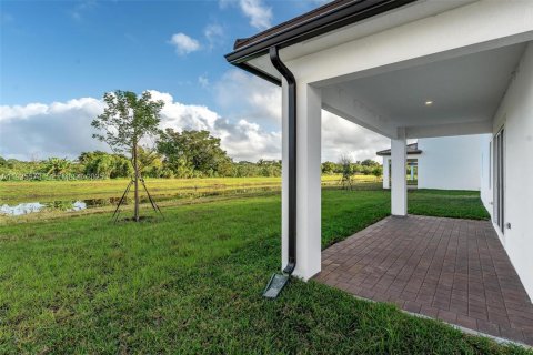 Casa en venta en Davie, Florida, 4 dormitorios, 274.25 m2 № 2053341 - foto 17