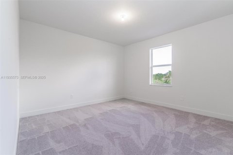 Casa en venta en Davie, Florida, 4 dormitorios, 274.25 m2 № 2053341 - foto 11