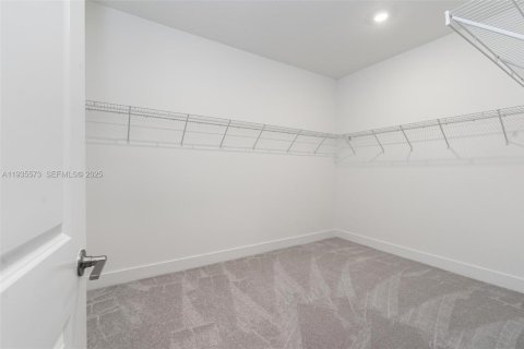 Casa en venta en Davie, Florida, 4 dormitorios, 274.25 m2 № 2053341 - foto 15