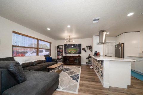 Casa en venta en Seminole, Florida, 3 dormitorios, 143.16 m2 № 1733838 - foto 6