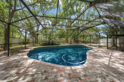 House in Tampa, Florida 4 bedrooms, 189.89 sq.m. № 2201138 - photo 25