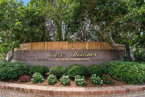 House in Tampa, Florida 4 bedrooms, 189.89 sq.m. № 2201138 - photo 29