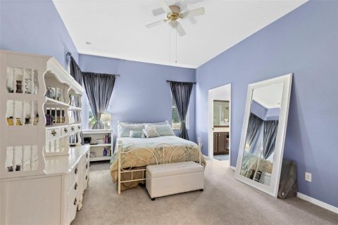 Villa ou maison à vendre à Sorrento, Floride: 4 chambres, 184.88 m2 № 2148709 - photo 12