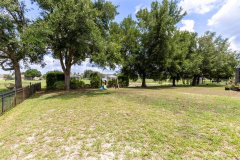 Villa ou maison à vendre à Sorrento, Floride: 4 chambres, 184.88 m2 № 2148709 - photo 22
