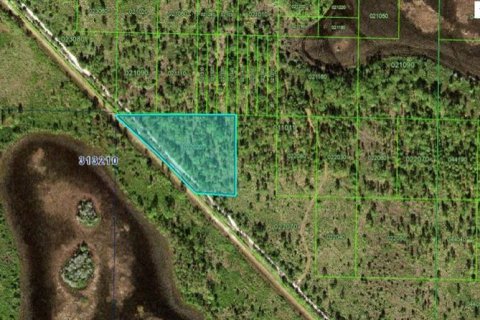 Land in Frostproof, Florida № 2202865