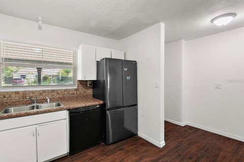 Casa en venta en Ocala, Florida, 4 dormitorios, 176.33 m2 № 1866380 - foto 6