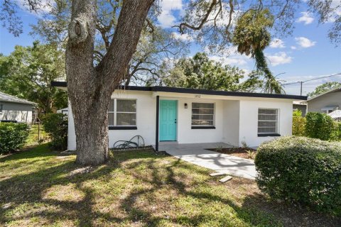 Villa ou maison à vendre à Tampa, Floride: 4 chambres, 112.6 m2 № 1909198 - photo 4