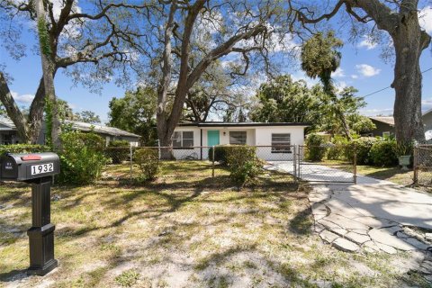 Villa ou maison à vendre à Tampa, Floride: 4 chambres, 112.6 m2 № 1909198 - photo 6