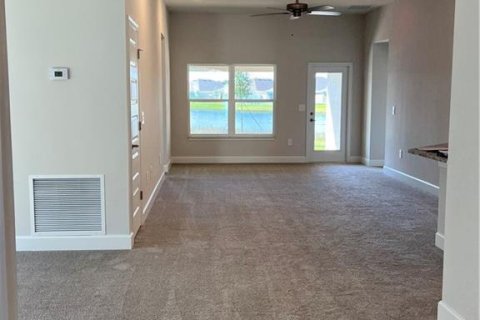 Villa ou maison à louer à St. Lucie, Floride: 3 chambres, 163.97 m2 № 2309113 - photo 3