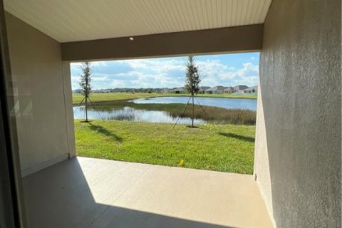 Villa ou maison à louer à St. Lucie, Floride: 3 chambres, 163.97 m2 № 2309113 - photo 16