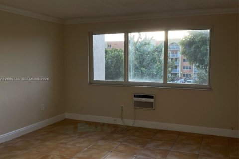 Copropriété à louer à Hialeah, Floride: 1 chambre, 39.86 m2 № 2358007 - photo 6