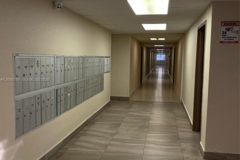 Copropriété à louer à Hialeah, Floride: 1 chambre, 39.86 m2 № 2358007 - photo 3