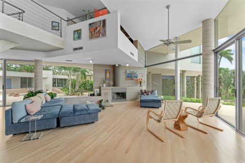 Villa ou maison à vendre à Saint Petersburg, Floride: 3 chambres, 365.57 m2 № 1904833 - photo 8