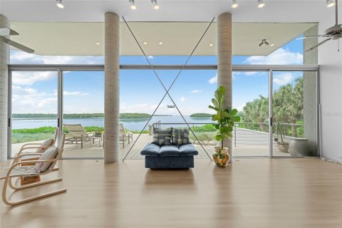 Villa ou maison à vendre à Saint Petersburg, Floride: 3 chambres, 365.57 m2 № 1904833 - photo 12